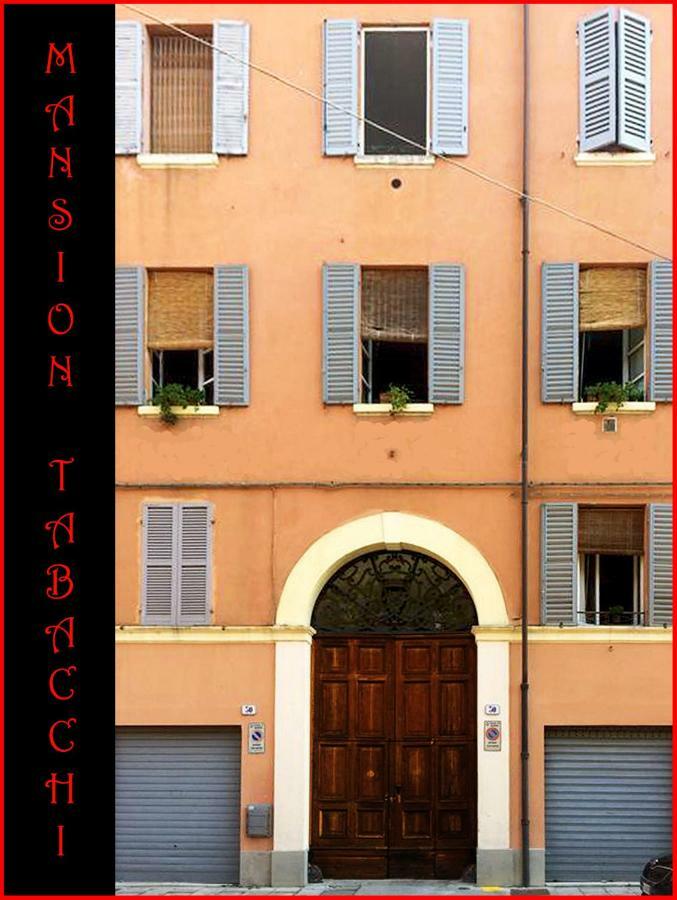 Apartment Empire - *
